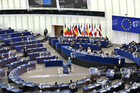Jahresbericht 2021 der EZB im EU-Parlament in Straßburg