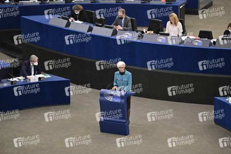 Jahresbericht 2021 der EZB im EU-Parlament in Straßburg