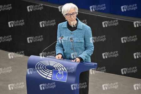 Jahresbericht 2021 der EZB im EU-Parlament in Straßburg