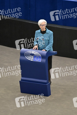 Jahresbericht 2021 der EZB im EU-Parlament in Straßburg