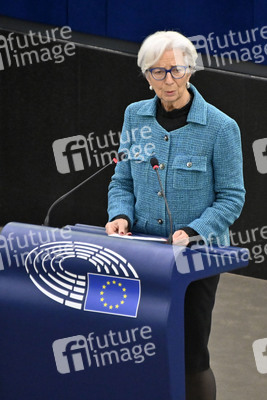 Jahresbericht 2021 der EZB im EU-Parlament in Straßburg