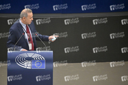 Jahresbericht 2021 der EZB im EU-Parlament in Straßburg