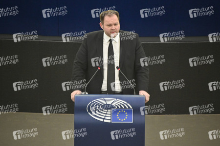 Jahresbericht 2021 der EZB im EU-Parlament in Straßburg