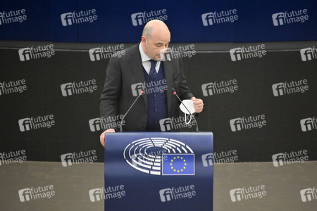 Jahresbericht 2021 der EZB im EU-Parlament in Straßburg