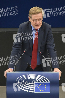 Jahresbericht 2021 der EZB im EU-Parlament in Straßburg