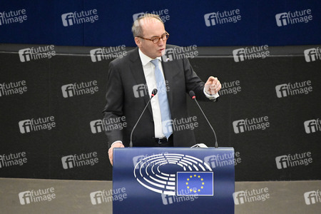 Jahresbericht 2021 der EZB im EU-Parlament in Straßburg