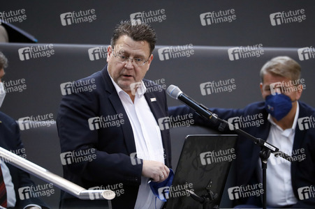 16. Sitzung des Deutschen Bundestages in Berlin