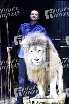 Vorpremiere vom Circus Krone Winterprogramm 'New Memories' in München
