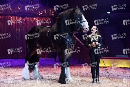 Vorpremiere vom Circus Krone Winterprogramm 'New Memories' in München