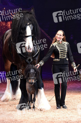 Vorpremiere vom Circus Krone Winterprogramm 'New Memories' in München
