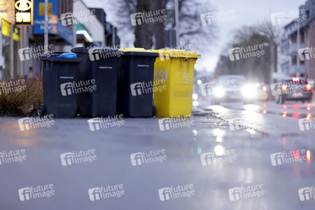 Symbolfoto Mülltonnen