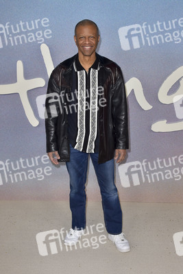 Season 5 Premiere 'Better Things' in Los Angeles