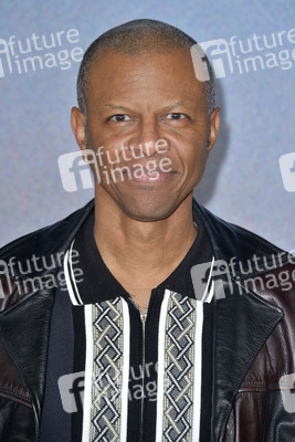 Season 5 Premiere 'Better Things' in Los Angeles