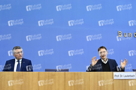 Pressekonferenz zur aktuellen Corona-Lage in Berlin