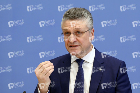 Pressekonferenz zur aktuellen Corona-Lage in Berlin