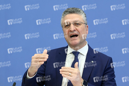 Pressekonferenz zur aktuellen Corona-Lage in Berlin