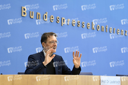 Pressekonferenz zur aktuellen Corona-Lage in Berlin