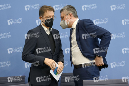 Pressekonferenz zur aktuellen Corona-Lage in Berlin