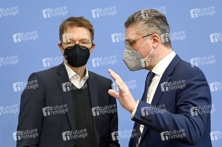 Pressekonferenz zur aktuellen Corona-Lage in Berlin