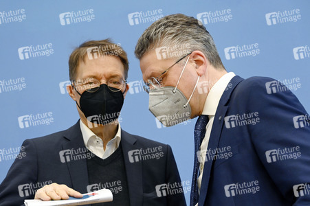 Pressekonferenz zur aktuellen Corona-Lage in Berlin