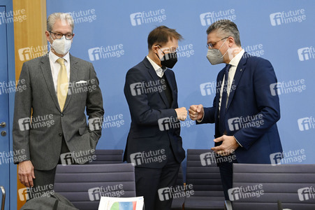 Pressekonferenz zur aktuellen Corona-Lage in Berlin