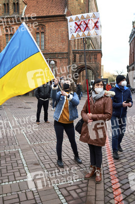 'Lichter für den Frieden' Friedensgebet und Kundgebung für die Ukraine in Hannover