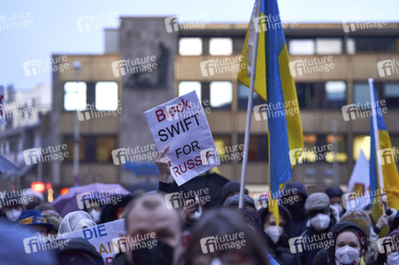 'Lichter für den Frieden' Friedensgebet und Kundgebung für die Ukraine in Hannover