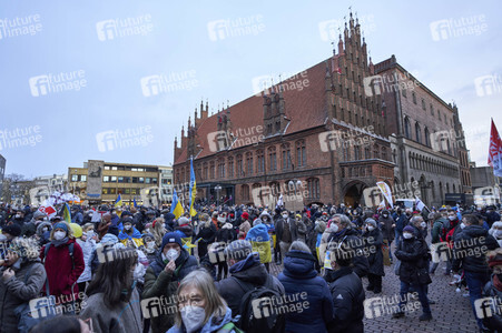 'Lichter für den Frieden' Friedensgebet und Kundgebung für die Ukraine in Hannover
