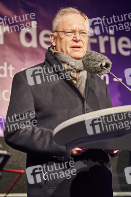 'Lichter für den Frieden' Friedensgebet und Kundgebung für die Ukraine in Hannover