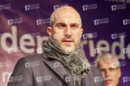 'Lichter für den Frieden' Friedensgebet und Kundgebung für die Ukraine in Hannover