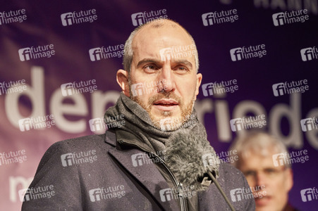 'Lichter für den Frieden' Friedensgebet und Kundgebung für die Ukraine in Hannover