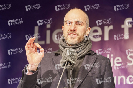 'Lichter für den Frieden' Friedensgebet und Kundgebung für die Ukraine in Hannover