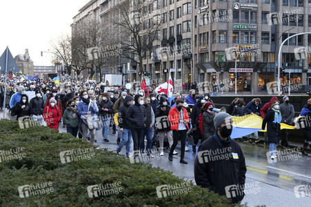 Demonstration gegen den Krieg in der Ukraine in Hamburg