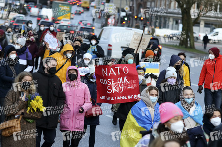 Demonstration gegen den Krieg in der Ukraine in Hamburg