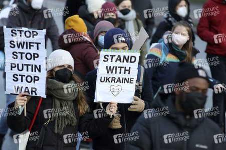 Demonstration gegen den Krieg in der Ukraine in Hamburg