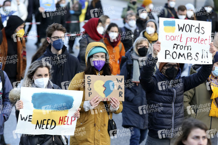 Demonstration gegen den Krieg in der Ukraine in Hamburg