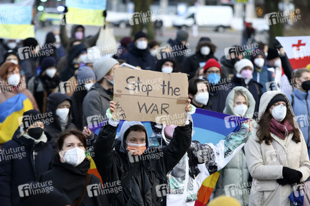 Demonstration gegen den Krieg in der Ukraine in Hamburg