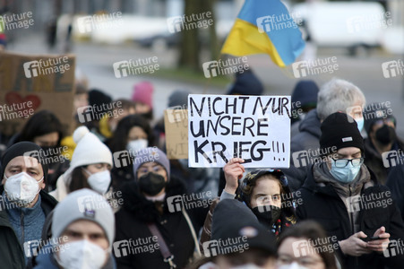 Demonstration gegen den Krieg in der Ukraine in Hamburg