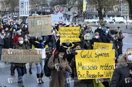 Demonstration gegen den Krieg in der Ukraine in Hamburg