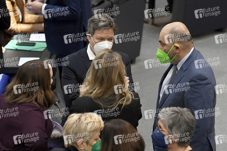 Sondersitzung des Deutschen Bundestages in Berlin