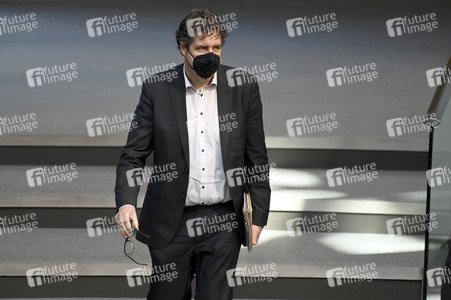 Sondersitzung des Deutschen Bundestages in Berlin