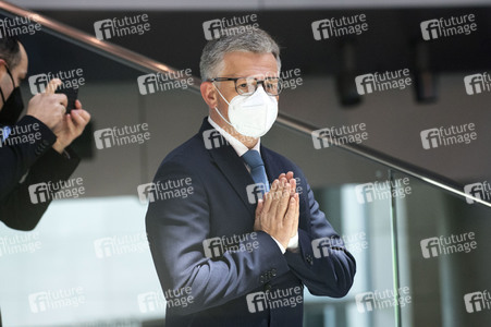 Sondersitzung des Deutschen Bundestages in Berlin