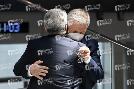 Sondersitzung des Deutschen Bundestages in Berlin