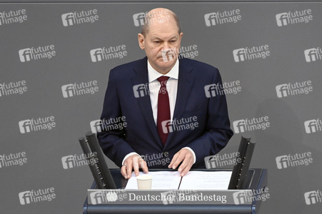 Sondersitzung des Deutschen Bundestages in Berlin