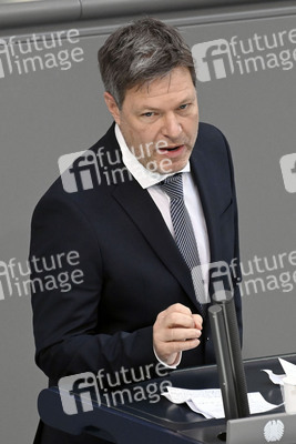 Sondersitzung des Deutschen Bundestages in Berlin