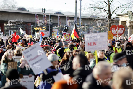Coronademo in Düsseldorf