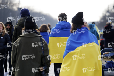 Großdemonstration gegen den Krieg in der Ukraine in Berlin