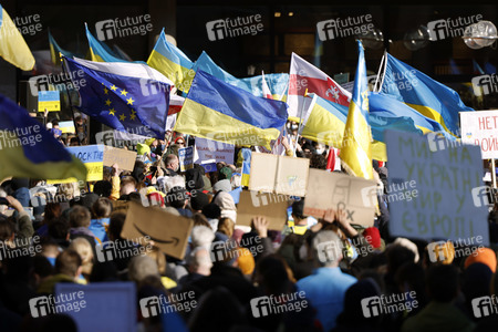 Demonstration gegen den Krieg in der Ukraine in Köln