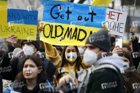 Großdemonstration gegen den Krieg in der Ukraine in Berlin