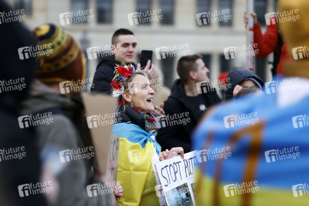 Großdemonstration gegen den Krieg in der Ukraine in Berlin